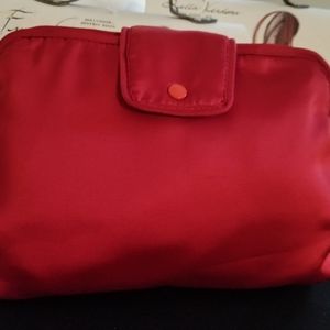 Travel cosmetic bag